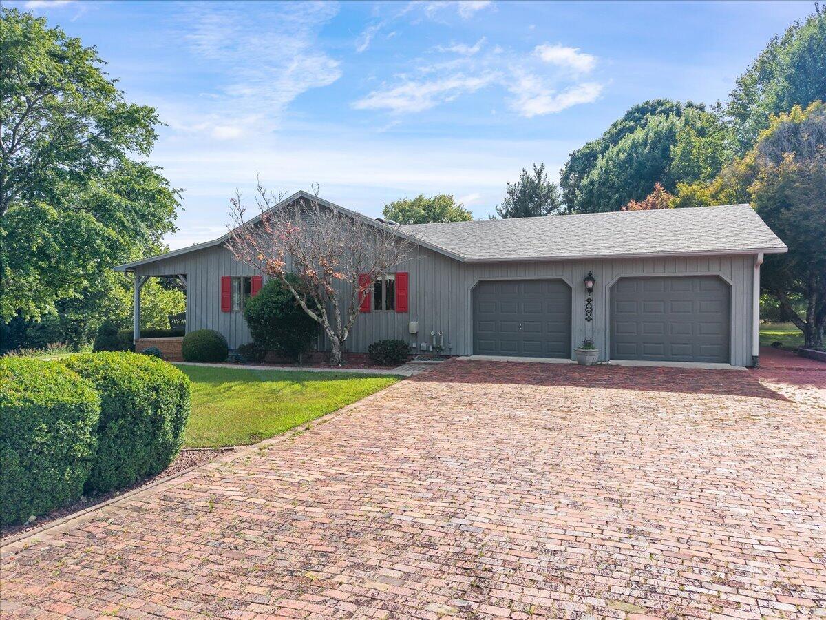 283 Orchard Lake DR