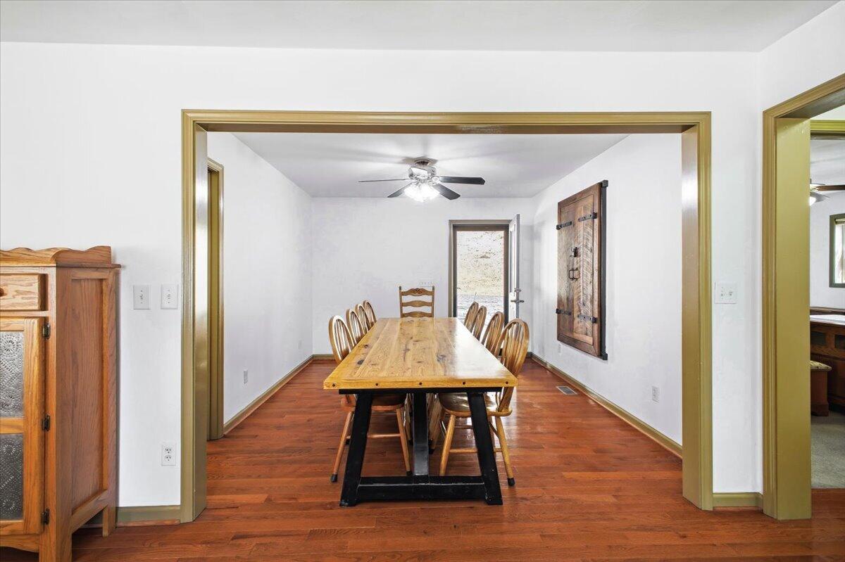 3282 Absalom Smith RD