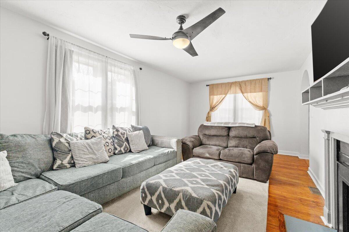 10664 Bent Mountain RD