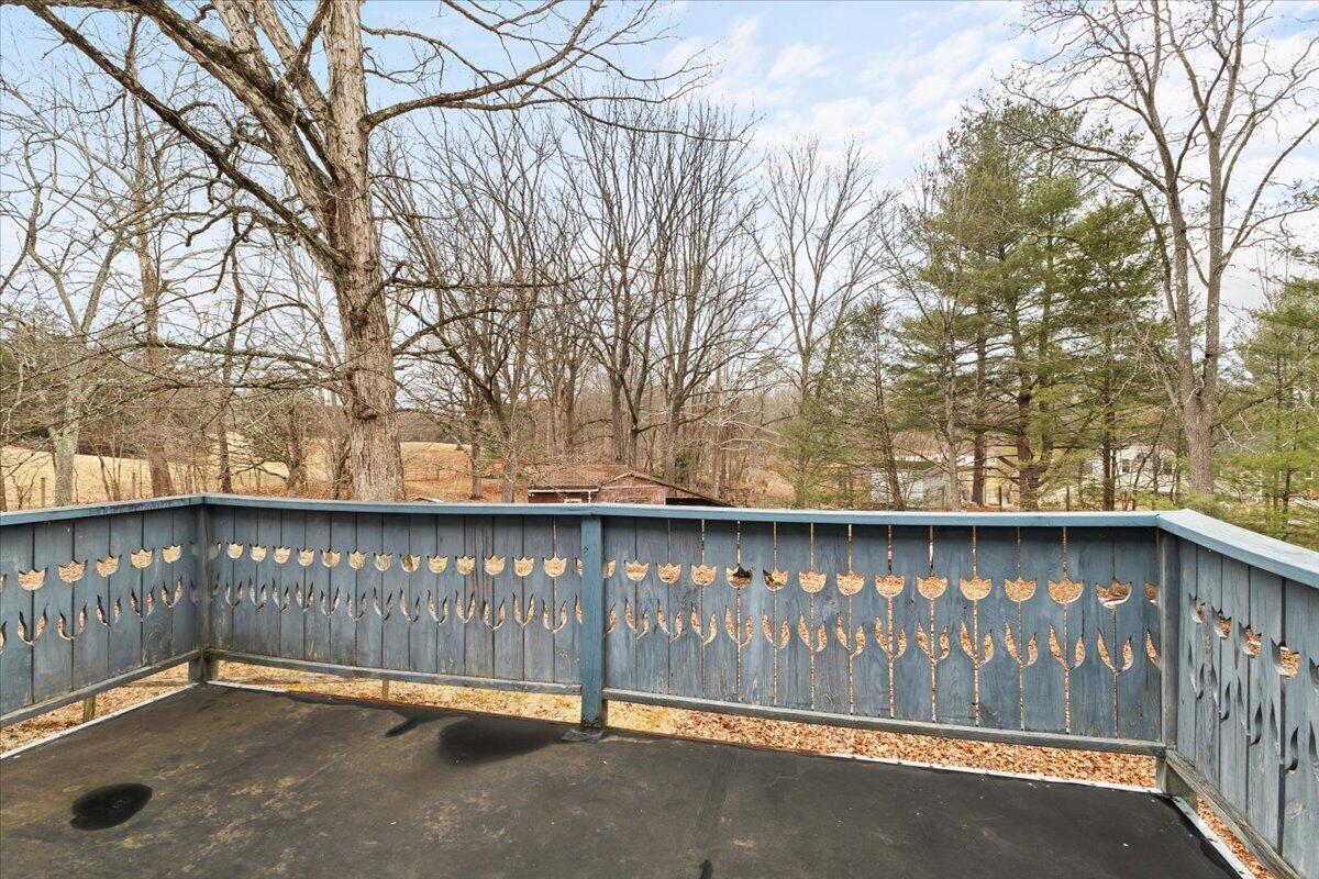 1297 Flowing Spring RD