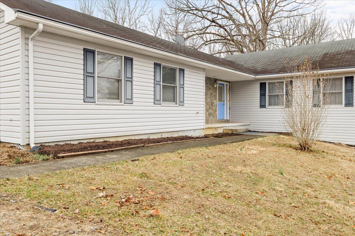 1297 Flowing Spring RD