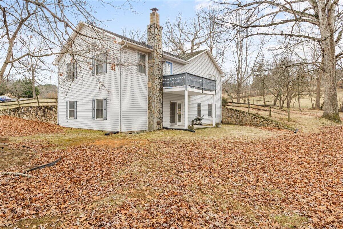 1297 Flowing Spring RD