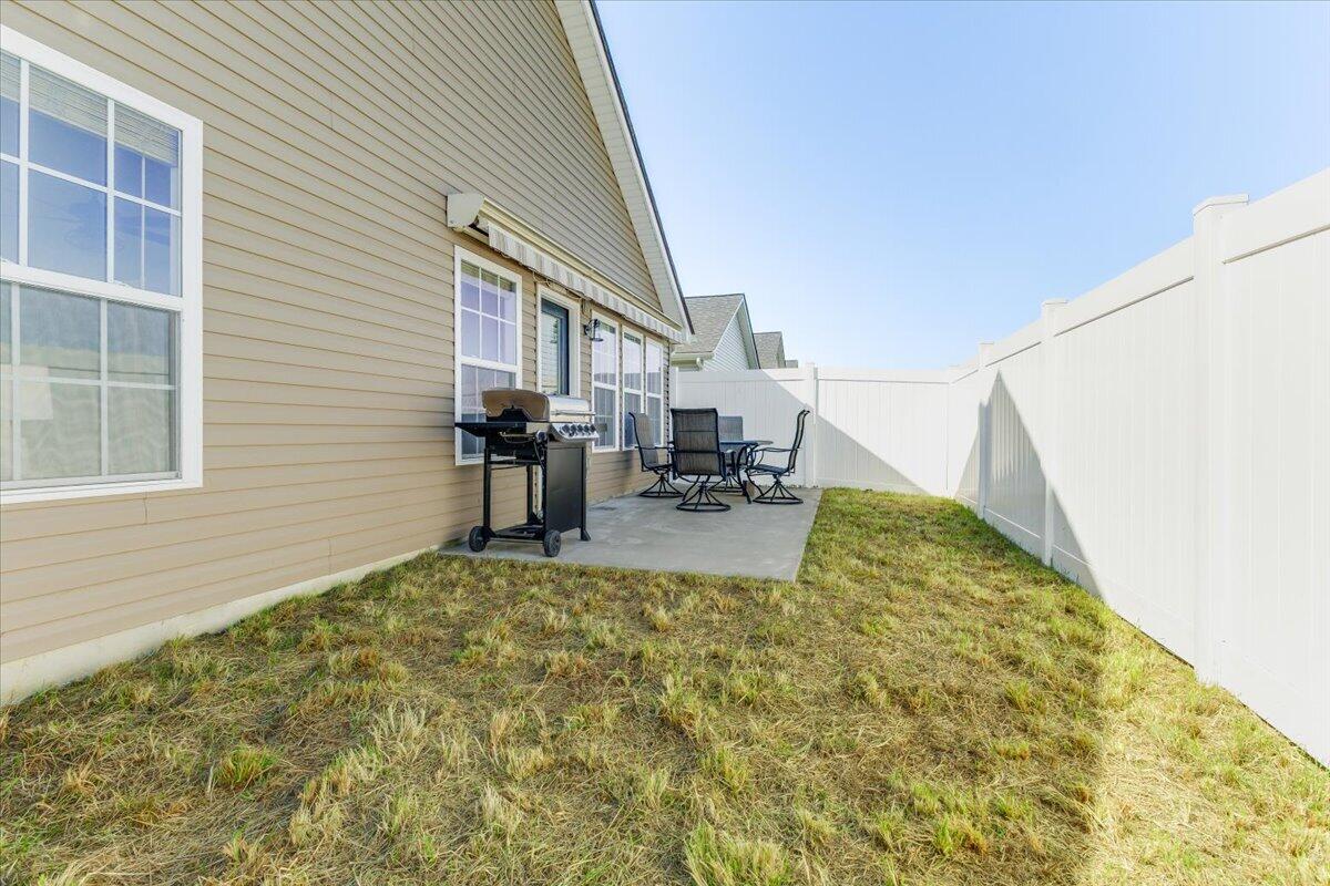 2150 Giles DR SE