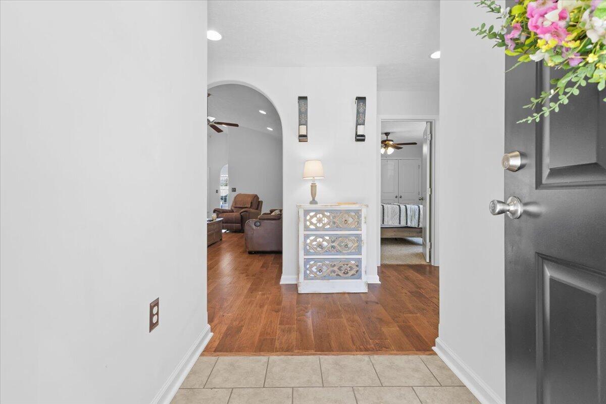 2150 Giles DR SE