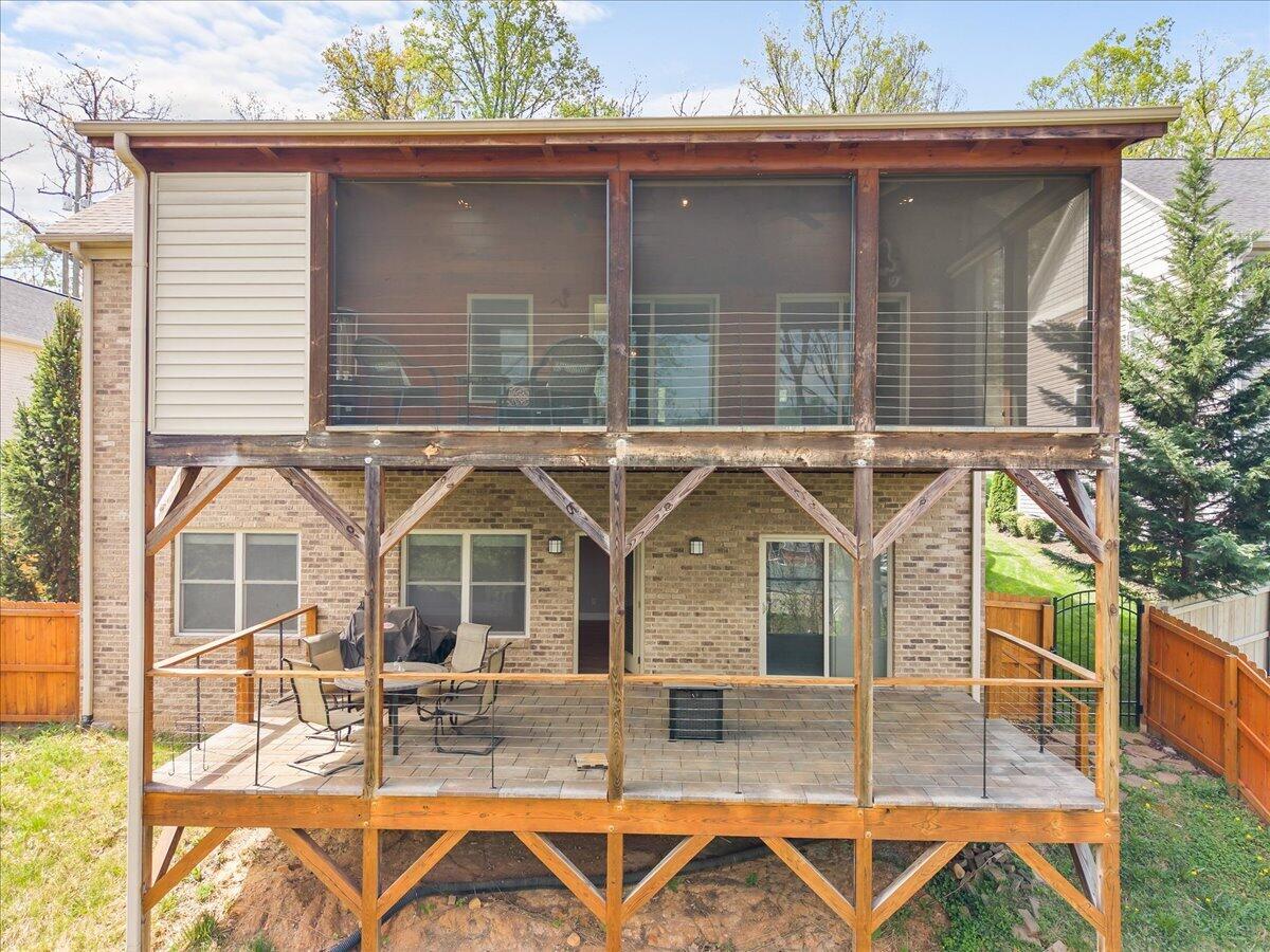 2756 Mcvitty RD