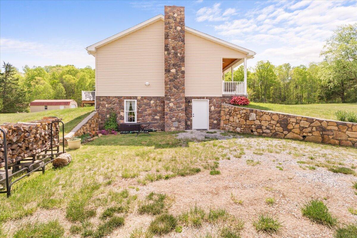 4133 Grove Hill RD