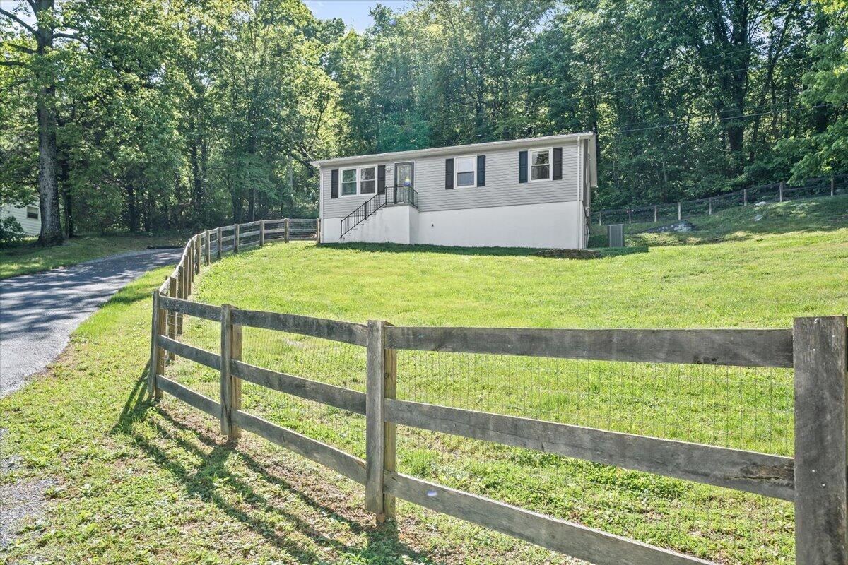 10660 Catawba RD