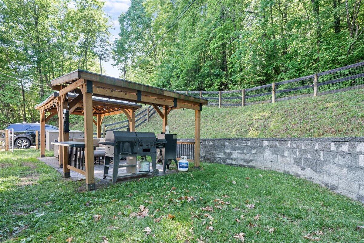 10660 Catawba RD