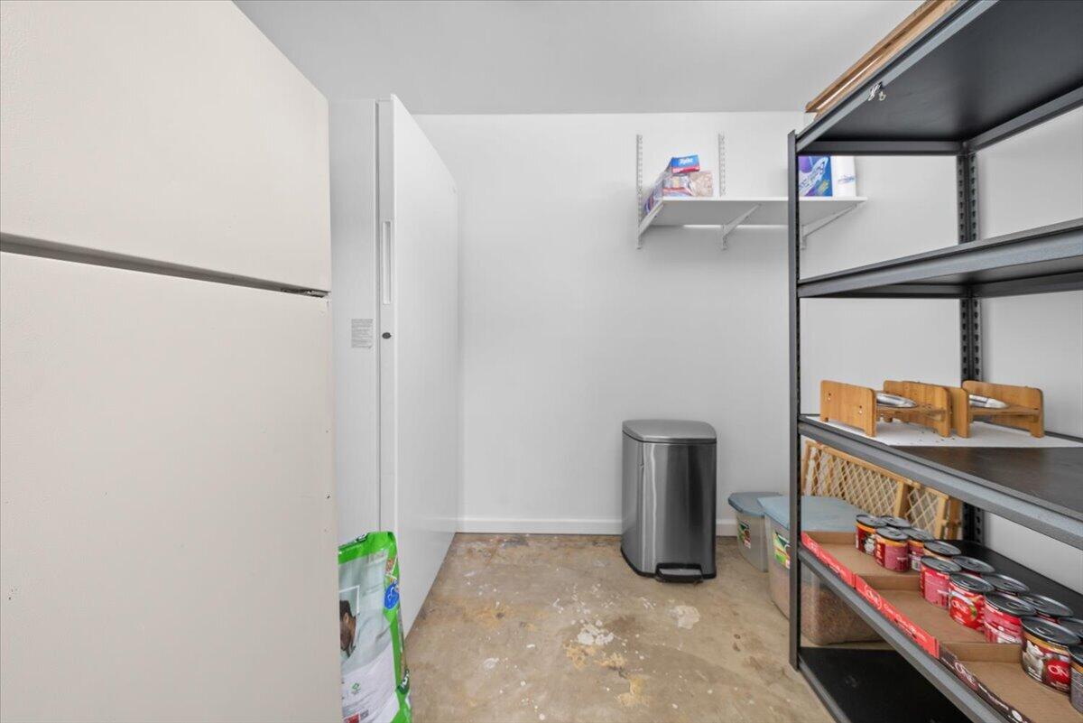 10660 Catawba RD