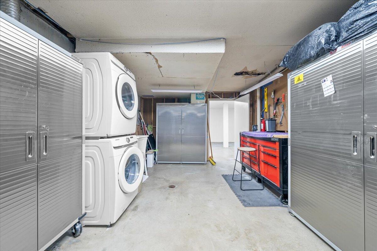 10660 Catawba RD
