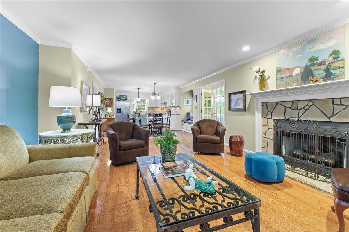 6446 Poages Mill DR
