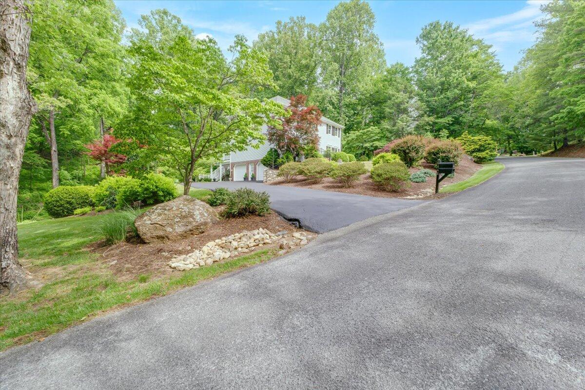 6446 Poages Mill DR