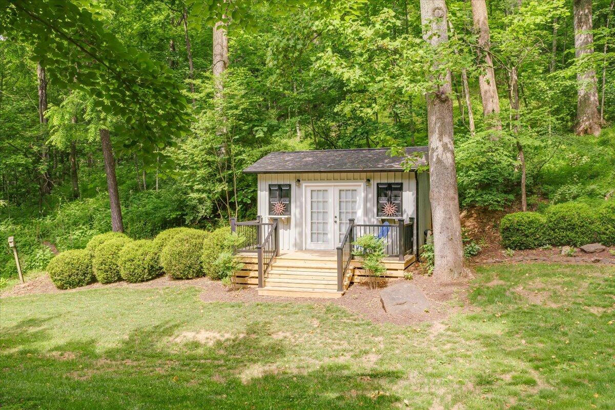 6446 Poages Mill DR