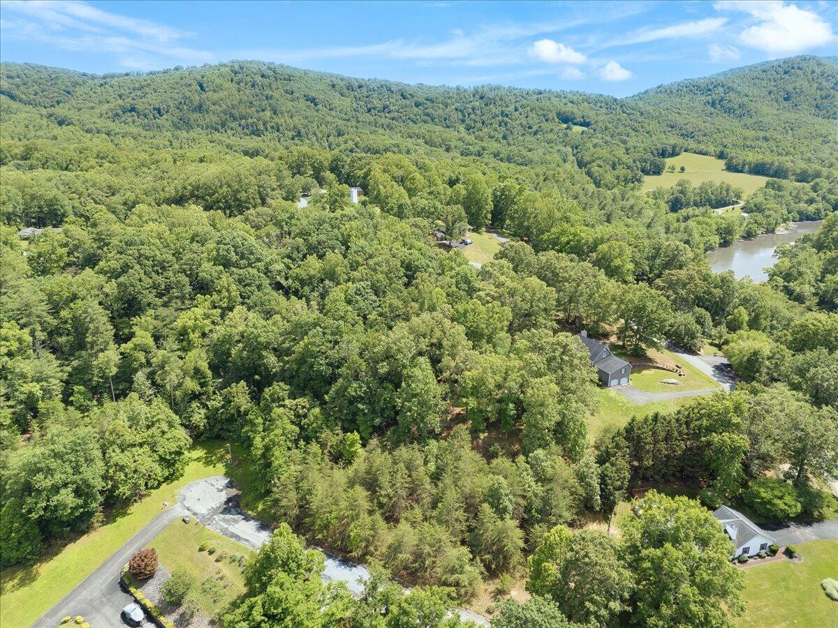 Lot123&124 Dixon DR