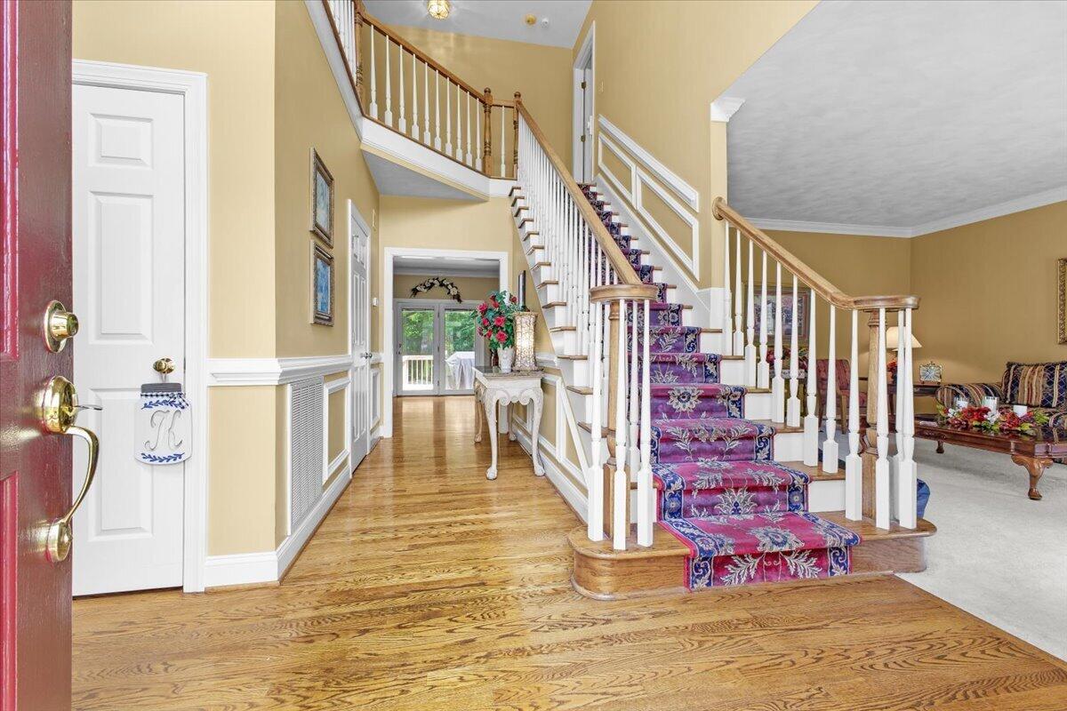8343 Strathmore LN
