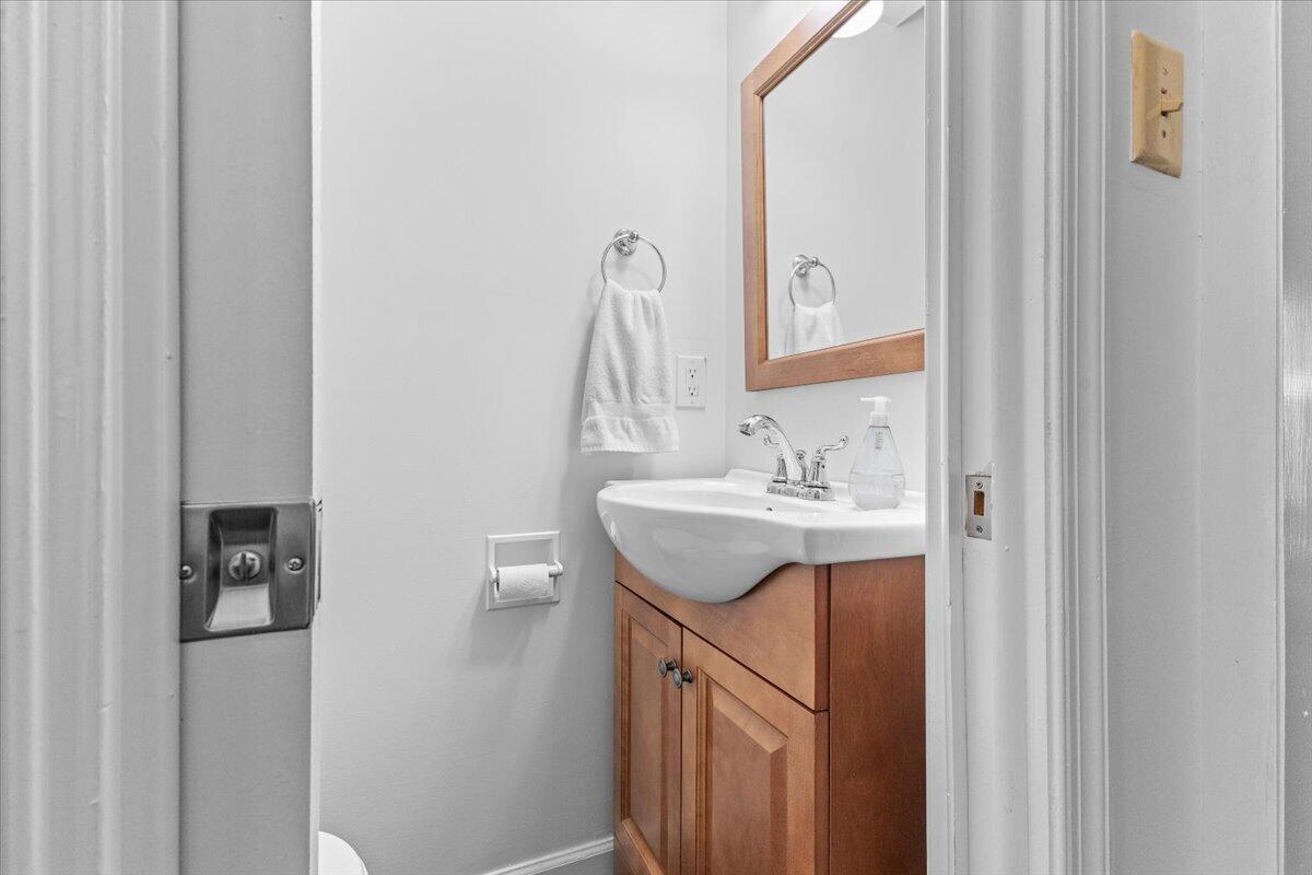 4522 Andover CT