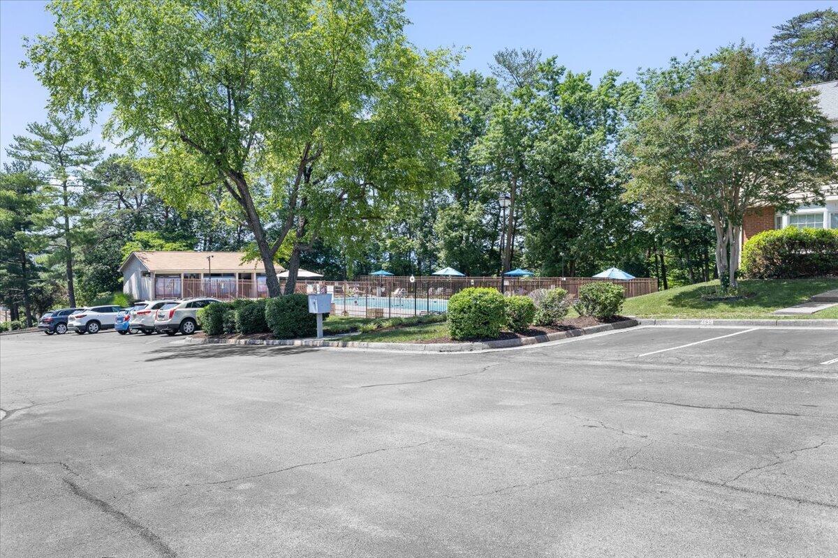 4522 Andover CT