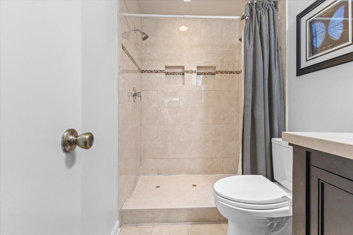 4522 Andover CT