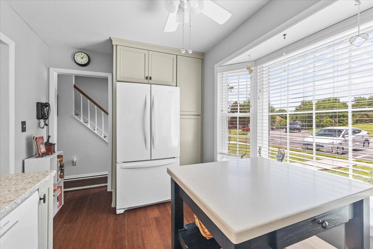 4522 Andover CT