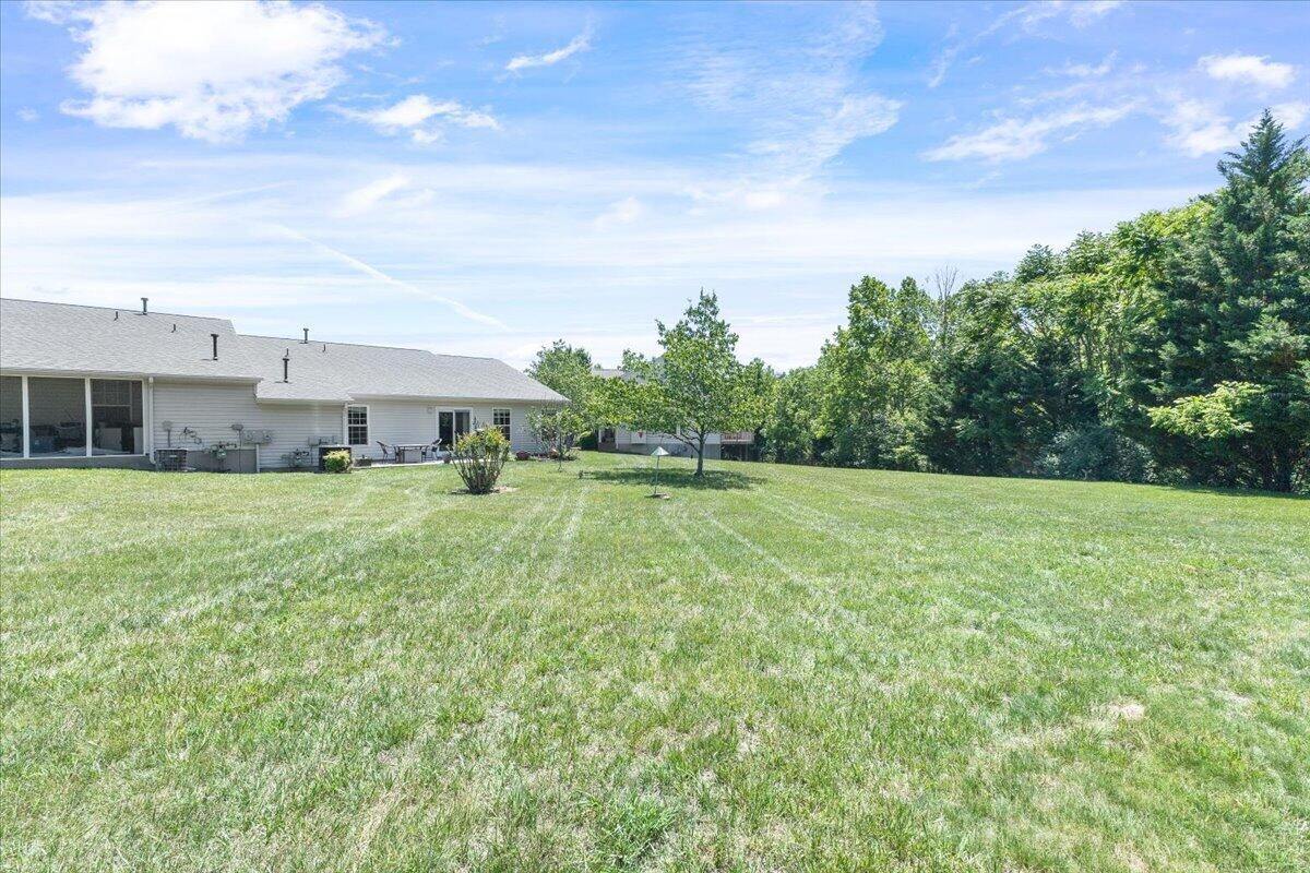 7321 Scarlet Oak DR