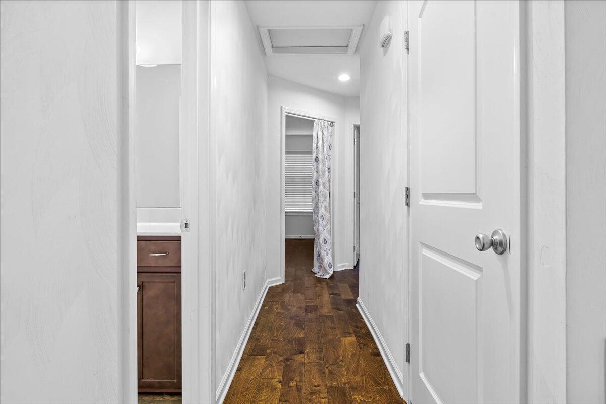 1048 Saint Clair LN
