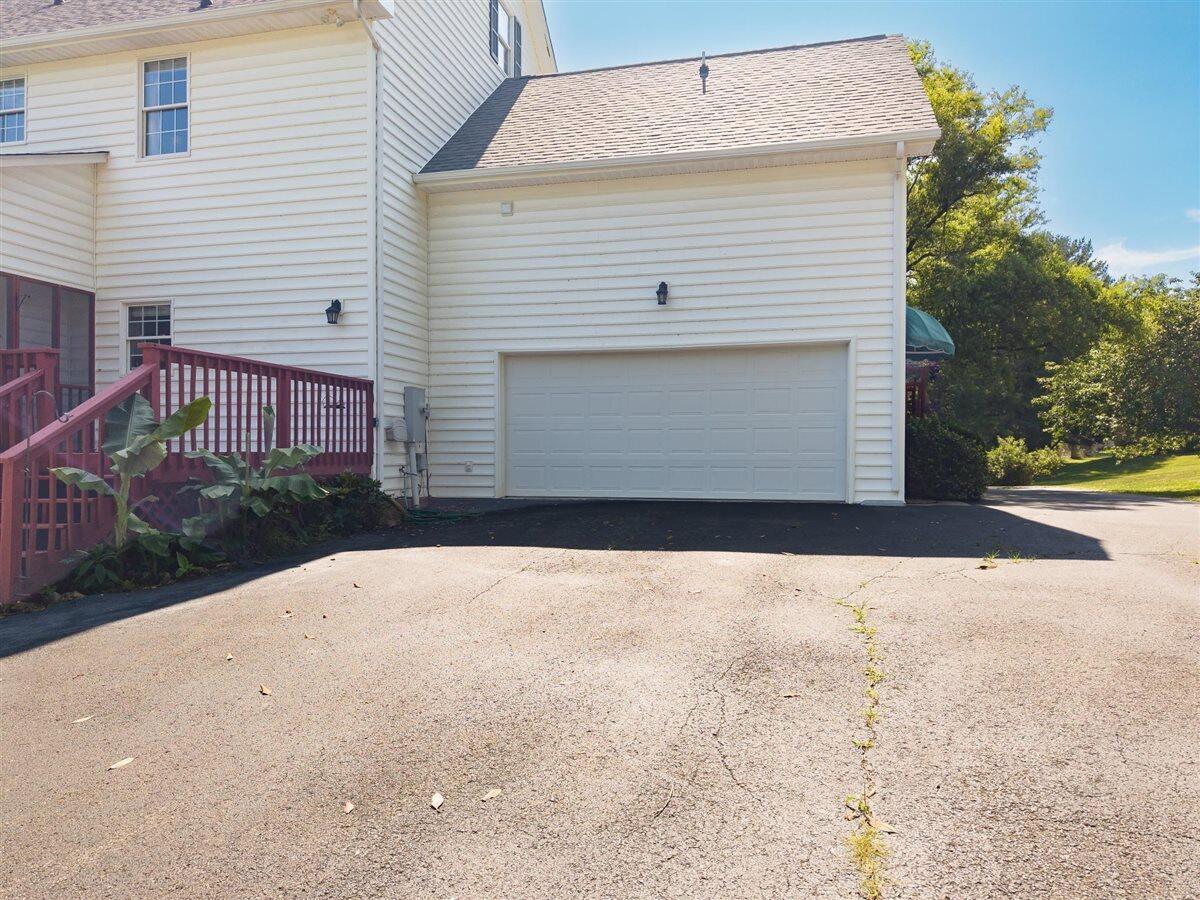 5975 Landview DR