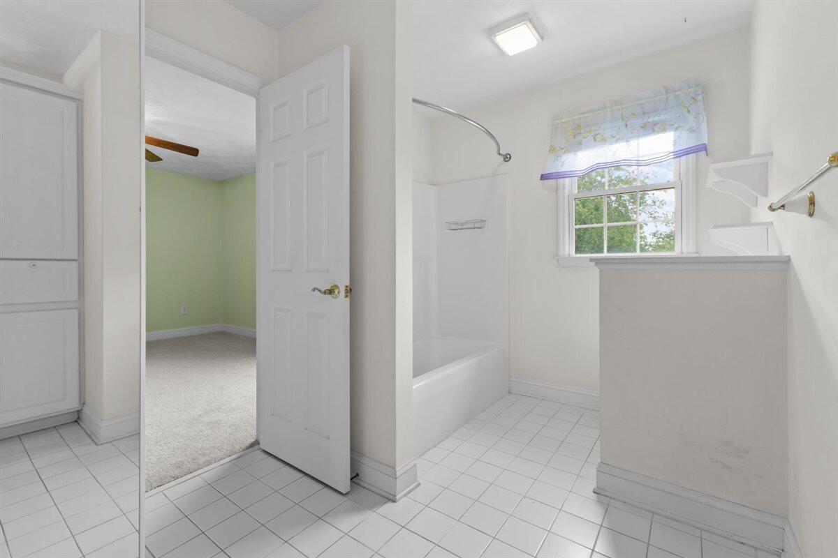 5975 Landview DR