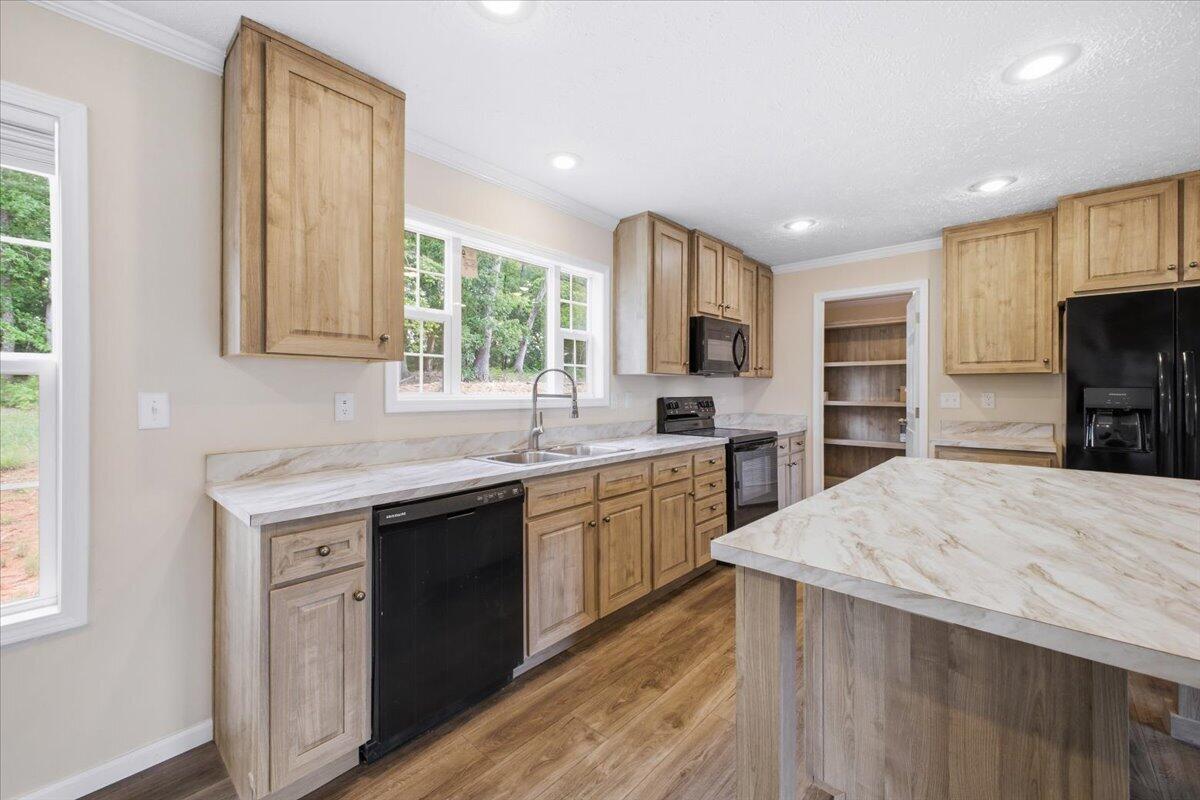 13900 Wyatts WAY
