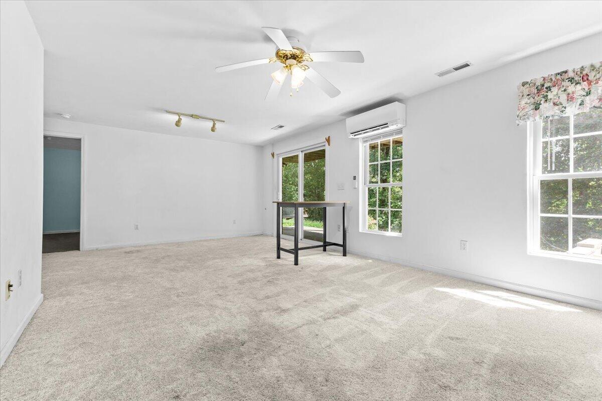 282 Four Seasons DR