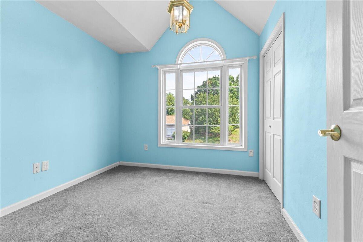 282 Four Seasons DR