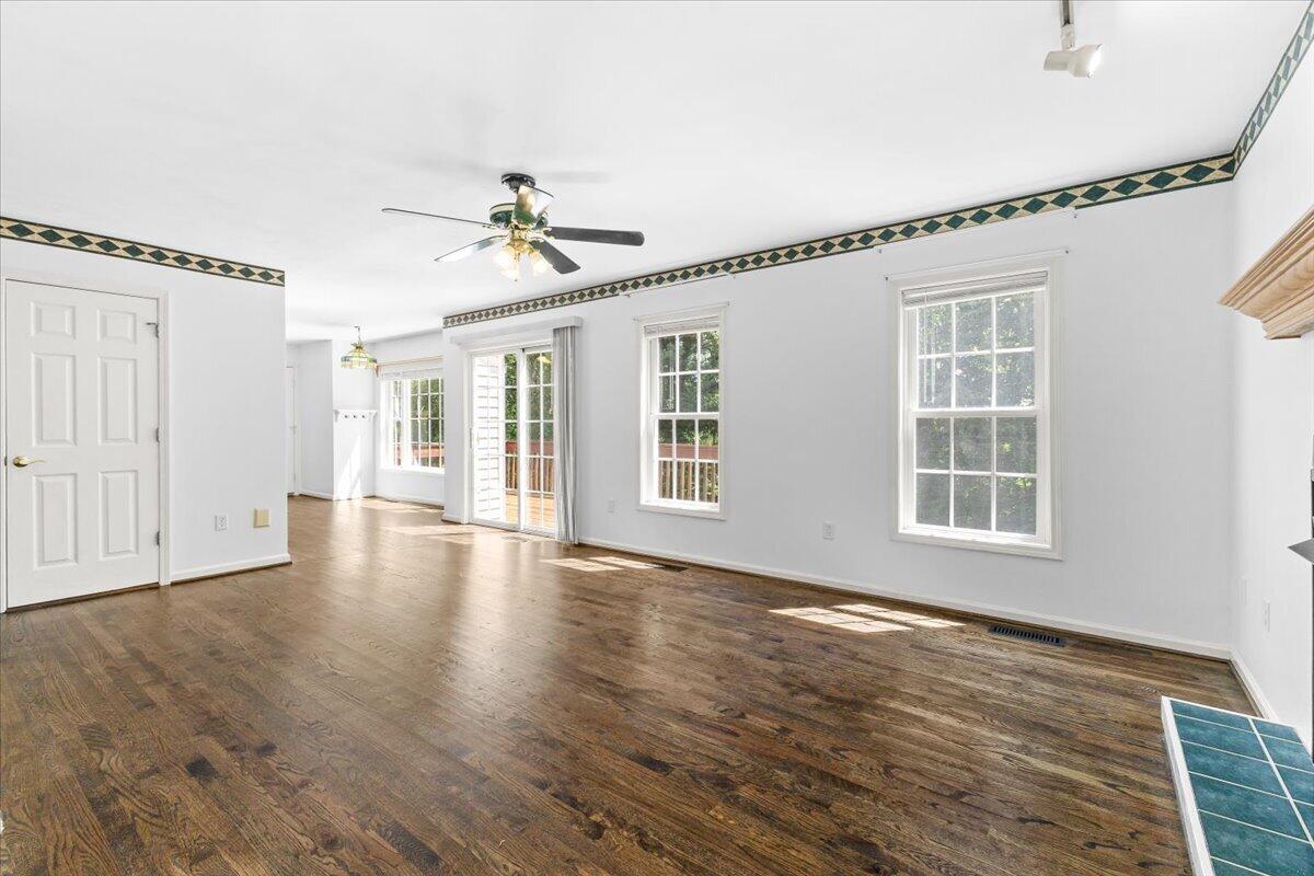 282 Four Seasons DR
