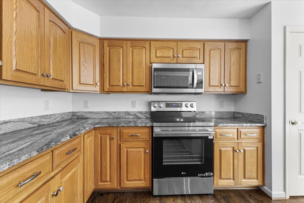 282 Four Seasons DR