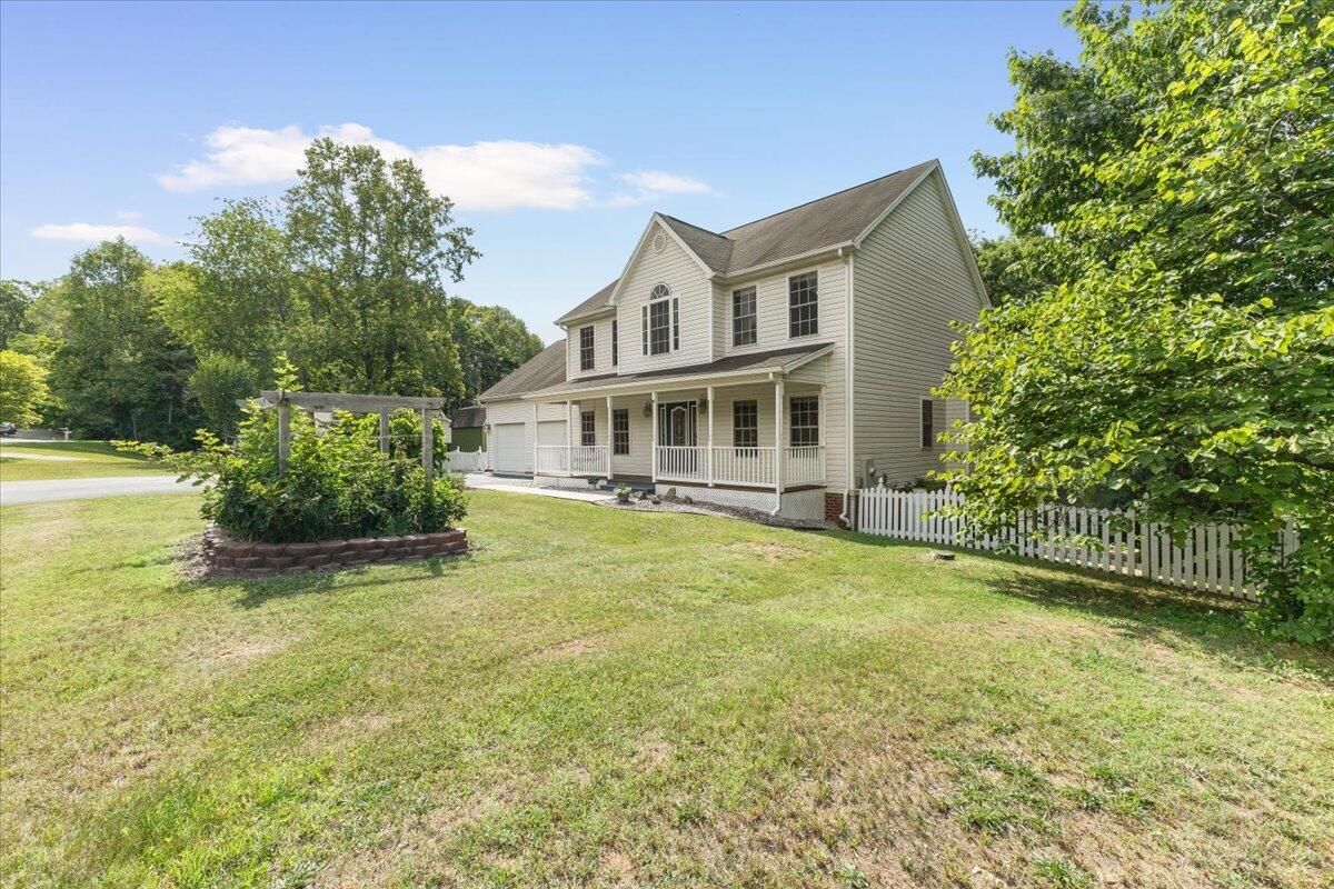 282 Four Seasons DR