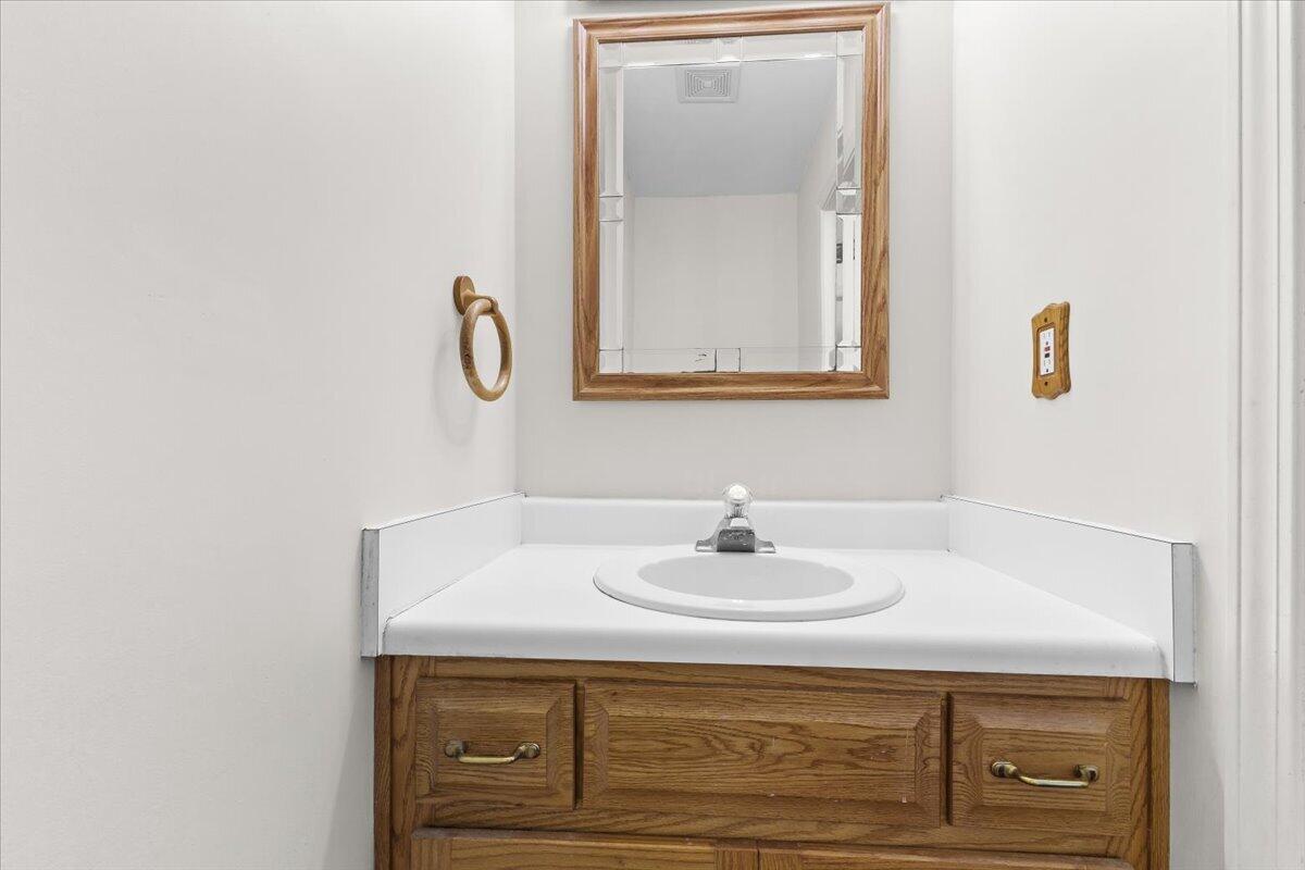 282 Four Seasons DR