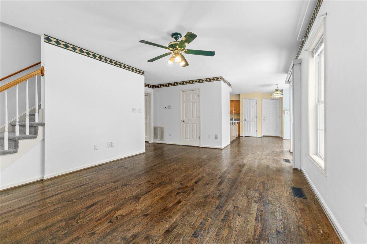 282 Four Seasons DR