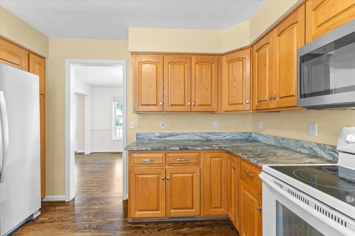282 Four Seasons DR
