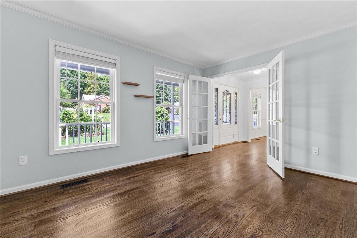 282 Four Seasons DR
