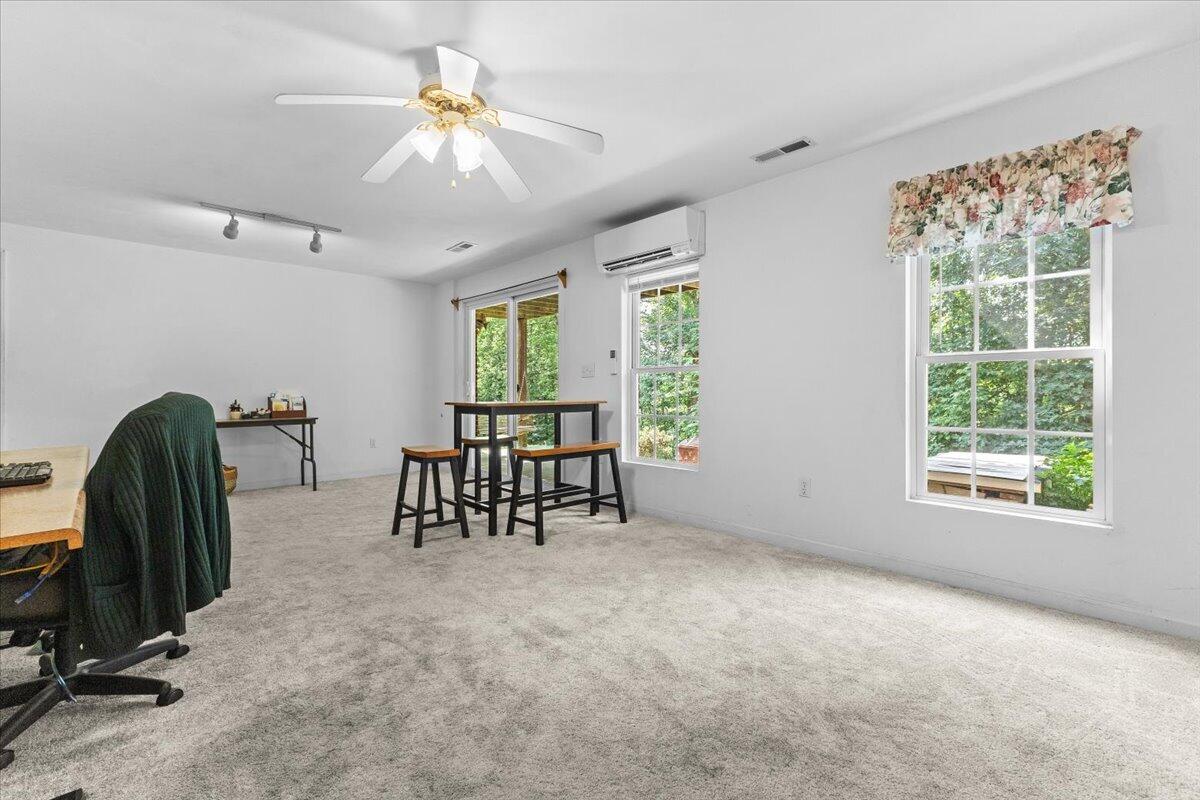282 Four Seasons DR