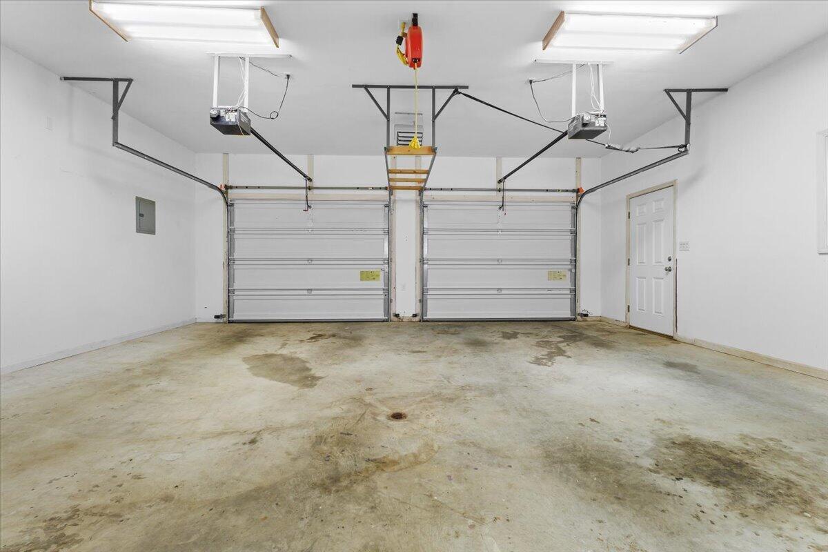 282 Four Seasons DR