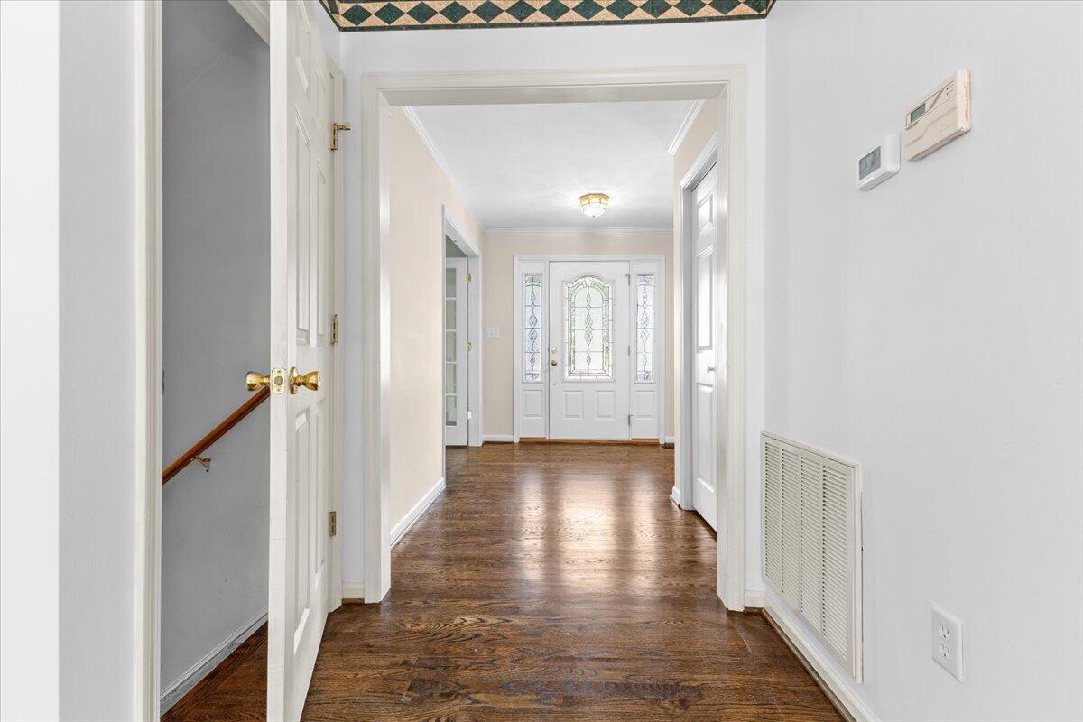 282 Four Seasons DR