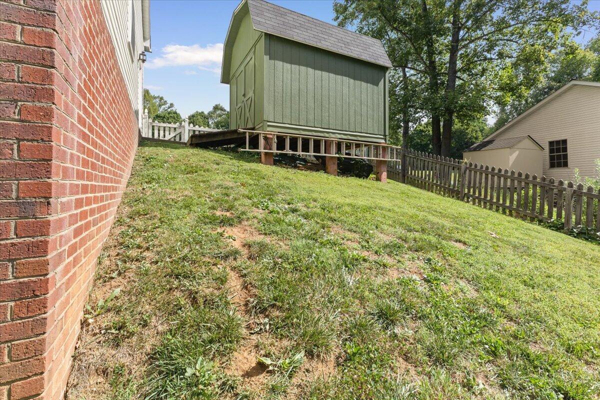 282 Four Seasons DR