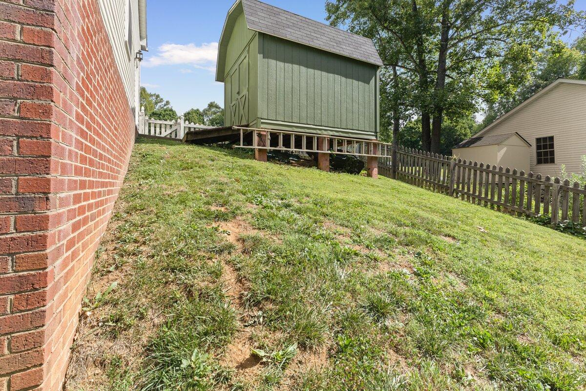 282 Four Seasons DR