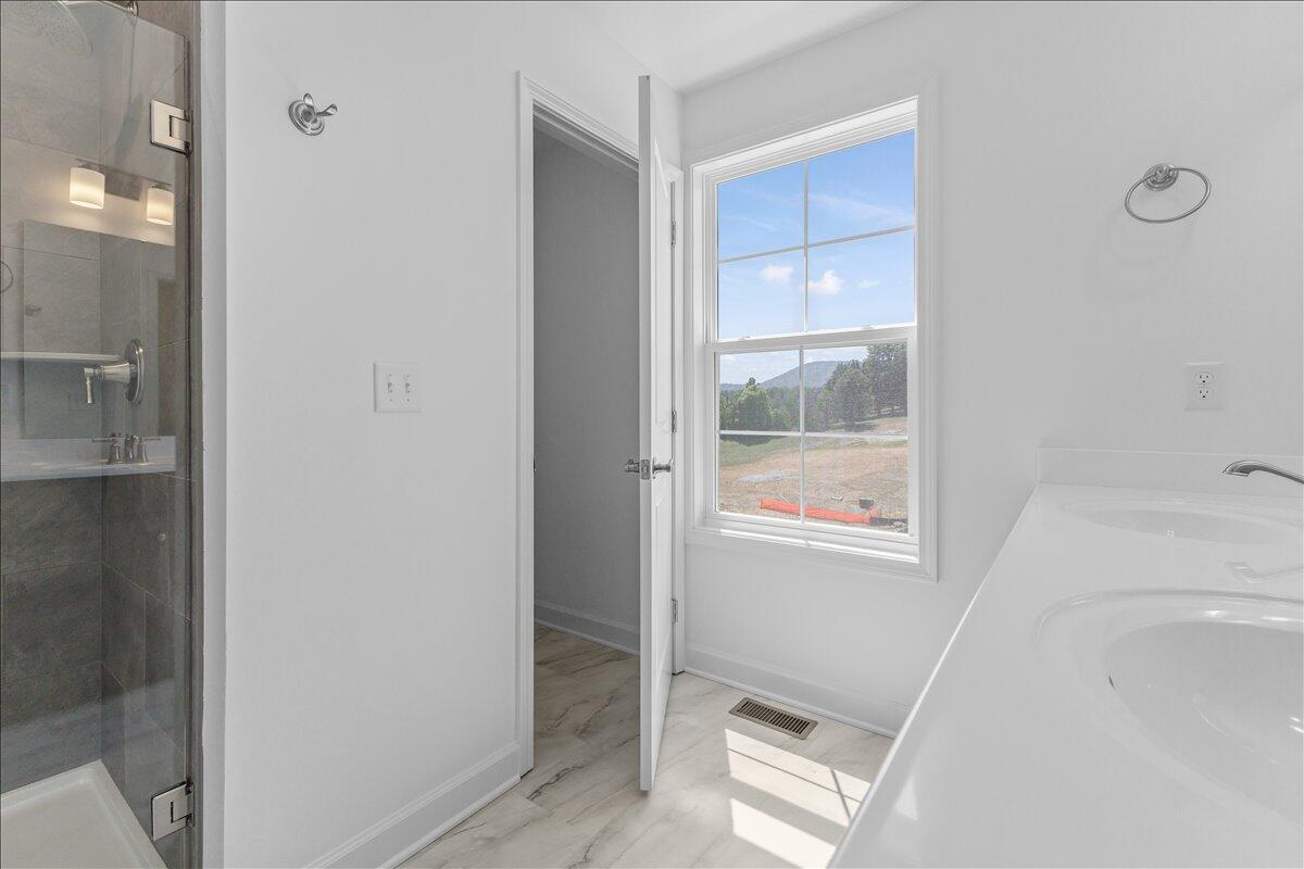 248 Colony AVE