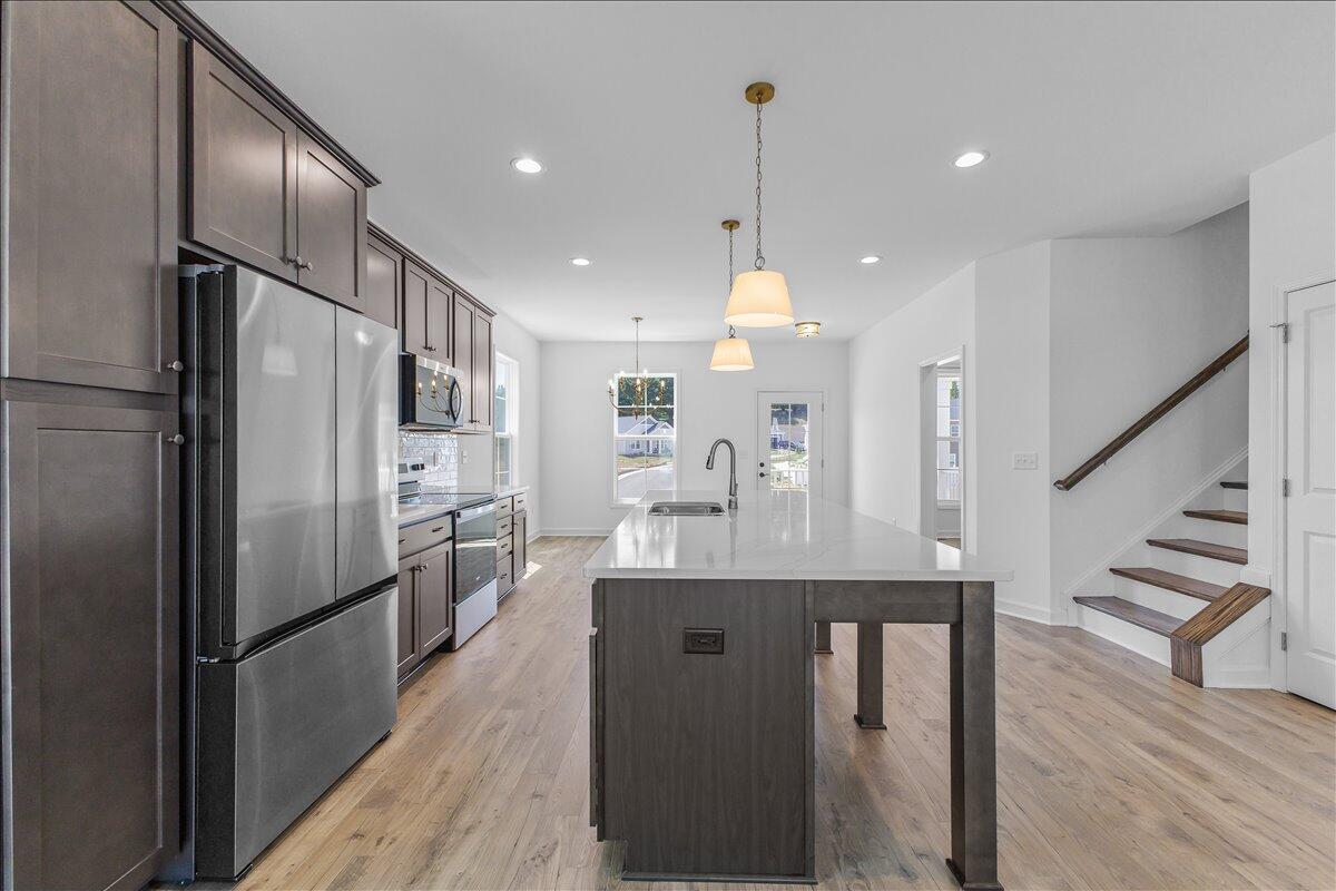 248 Colony AVE