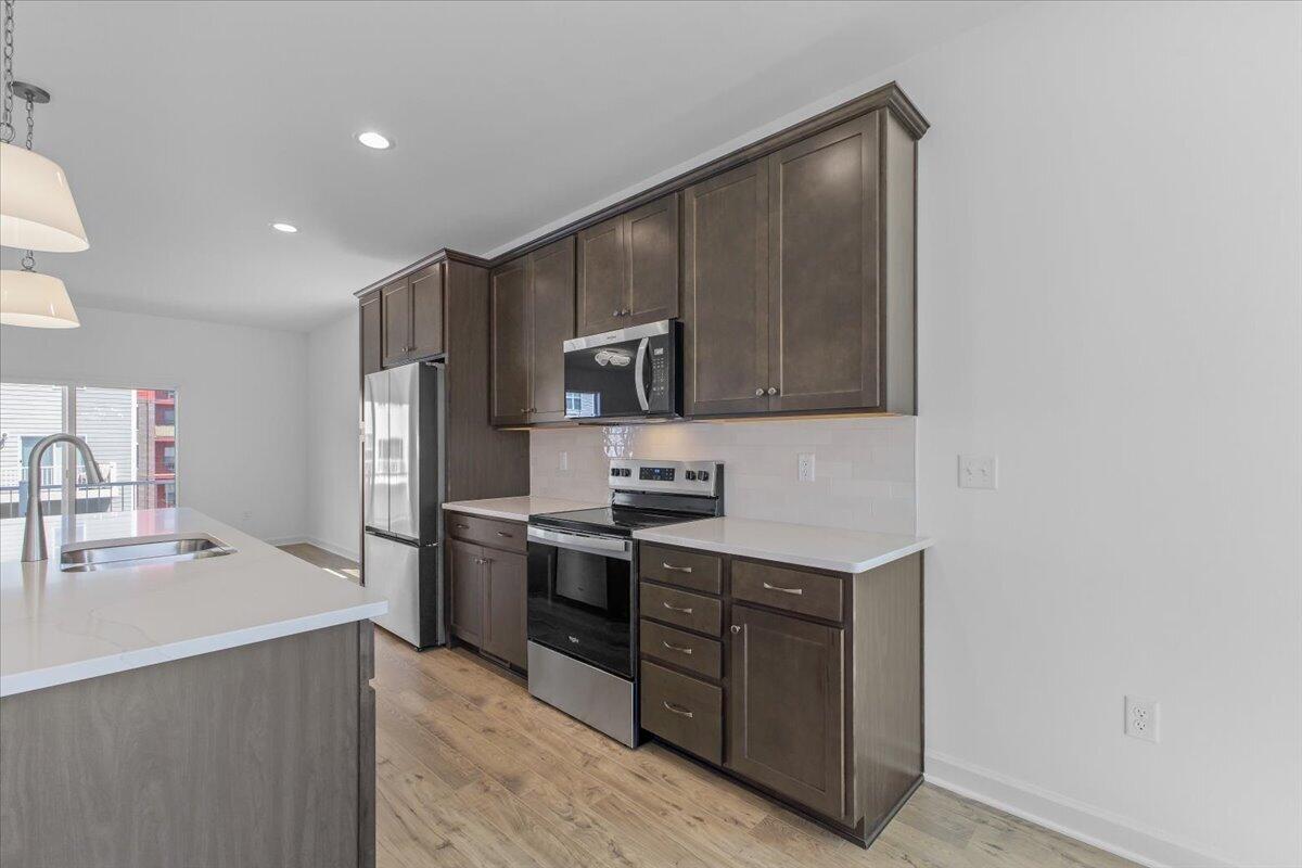 248 Colony AVE