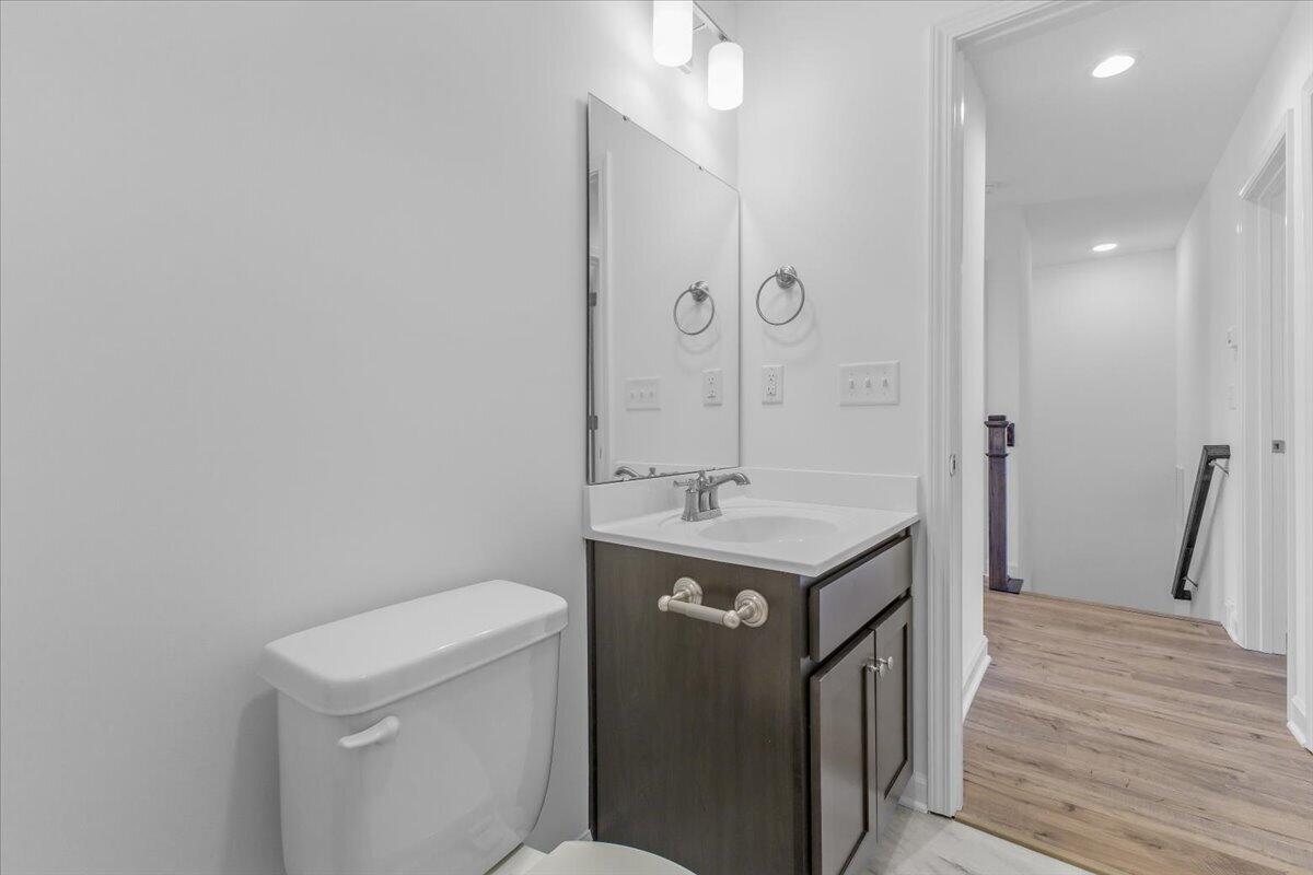 248 Colony AVE