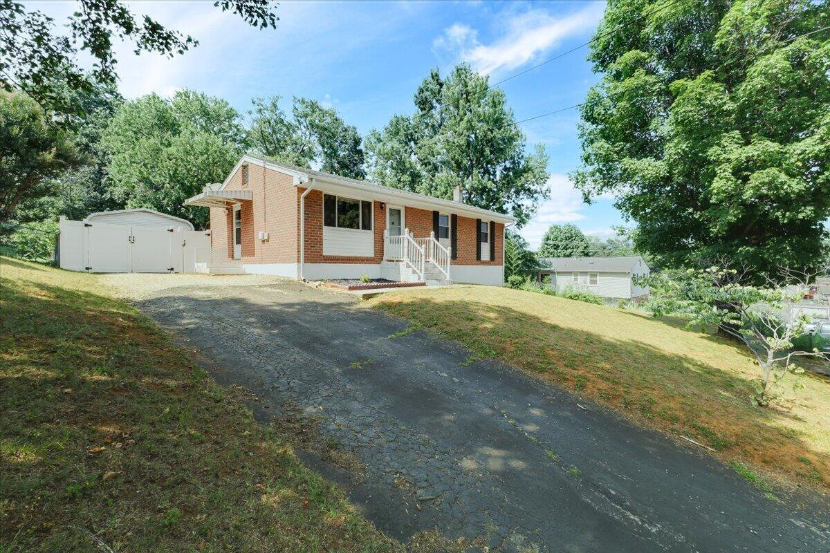 2911 Bent Tree CIR