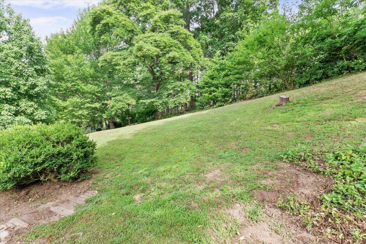 435 Mulberry DR SW