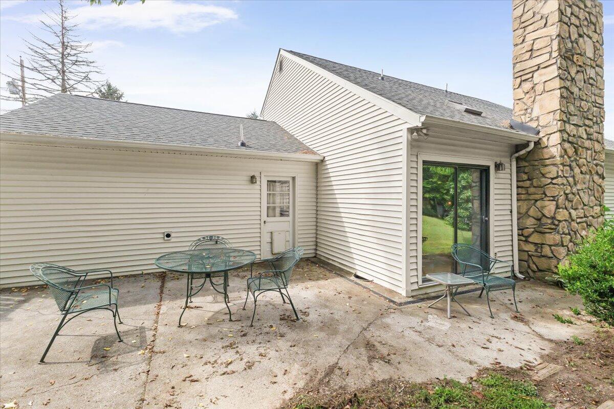 435 Mulberry DR SW