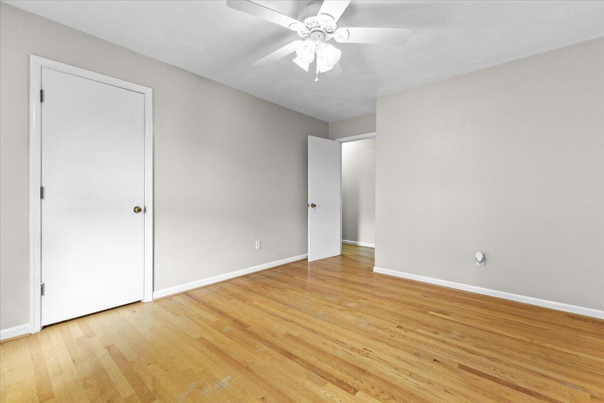3755 Kentland DR